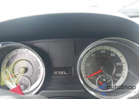 2014 Dodge Grand Caravan Sxt z USA, uszkodzony, nr VIN 2C4RDGCG4ER288941